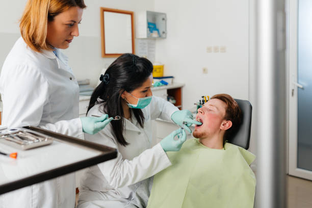 Best Emergency Broken Tooth Repair in Joshua, TX